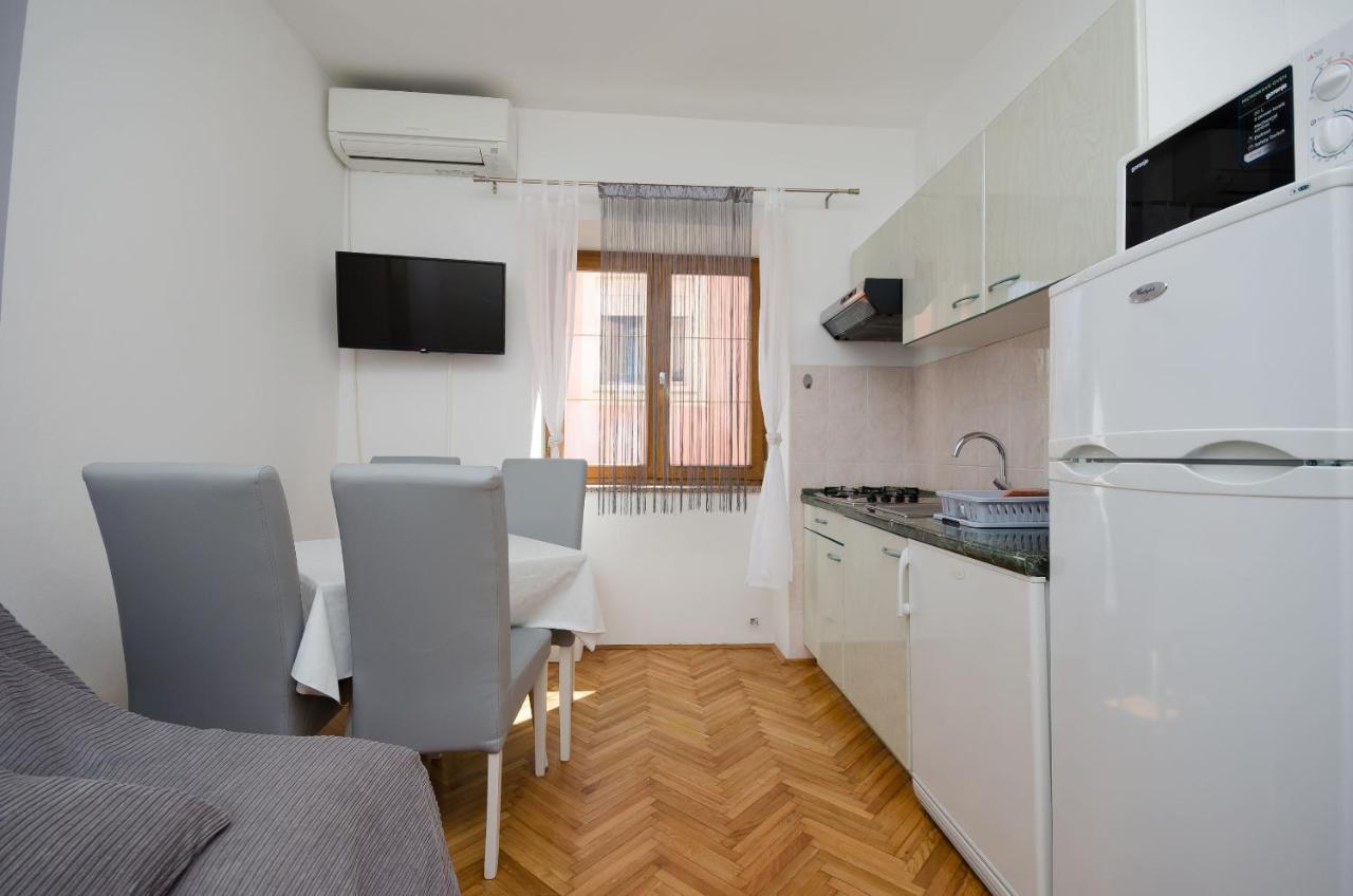 Apartments Mirjana B Lopar Exterior foto